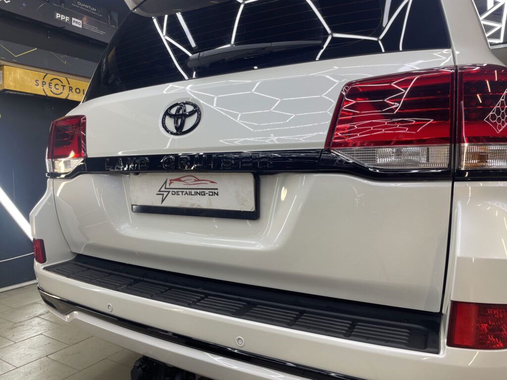 антихром landcruiser 200