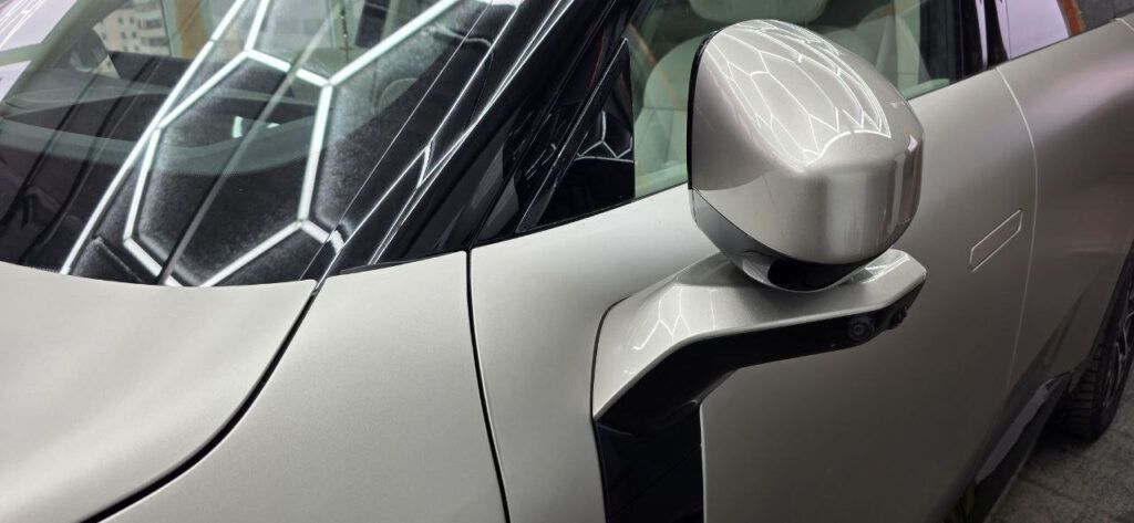 матовый полиуретан