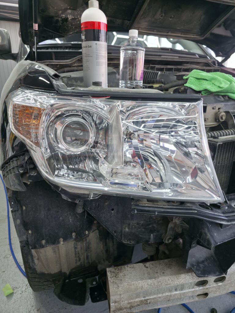 восстановление фар toyota land cruiser 200 с помощью полировки