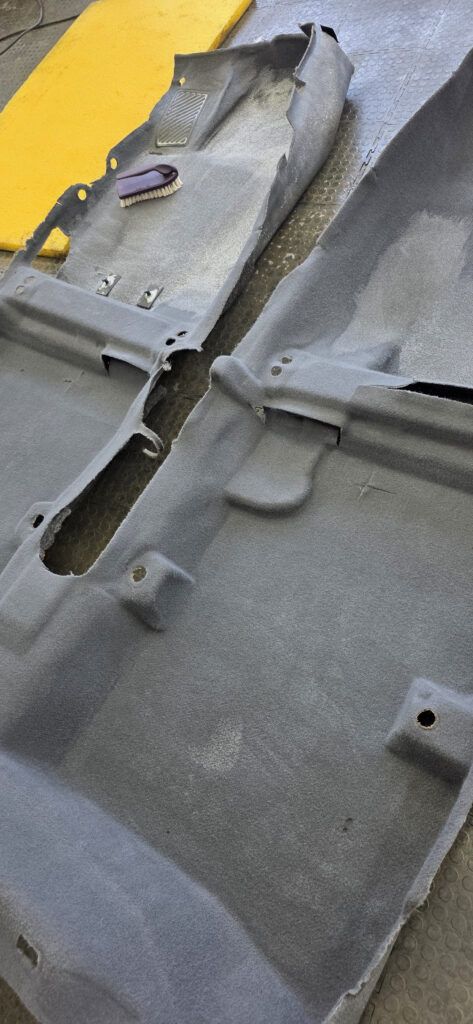 глубокая химчистка киа рио