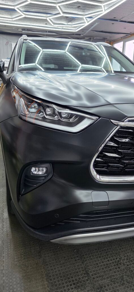 оклеить пленкой Toyota Highlander 2025