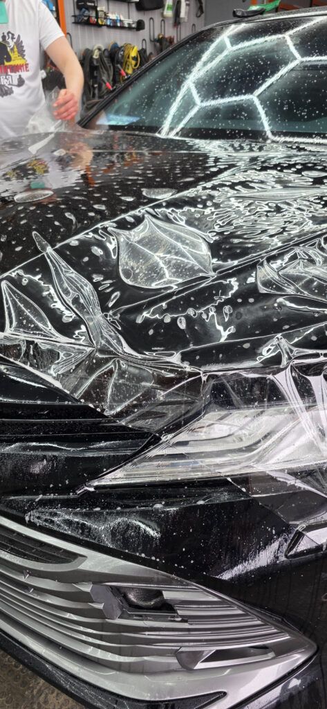 Снятие пленки с капота toyota camry