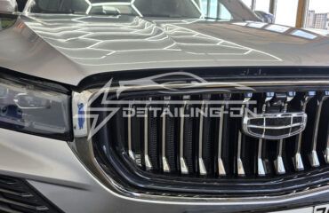 полная оклейка кузова geely monjaro