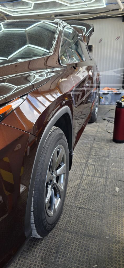 Оклейка Lexus RX 300 бронепленкой